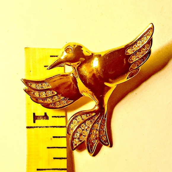 Signed Swarovski S.A.L. Hummingbird Brooch Crystal Gold Plated - Picture 5 of 5
